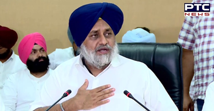 Sukhbir Singh Badal welcomes senior BJP, AAP, Cong leaders to SAD