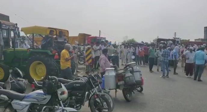 Karnal police lathicharge farmers; leaders call for closure of all highways in Haryana