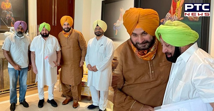 Captain Amarinder Singh, Navjot Singh Sidhu agree on 10-member strategic policy group