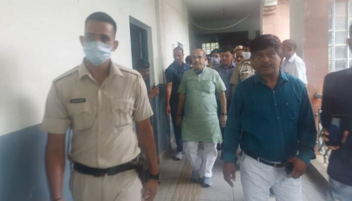 Cabinet Minister Moolchand Sharma took stock of the work at Mini Secretariat (2)