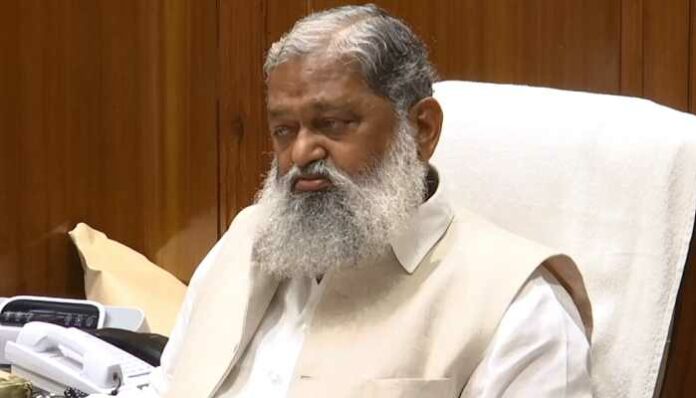 Secret document leaked from Home Minister Anil Vij's office, employee caught red handed (4)
