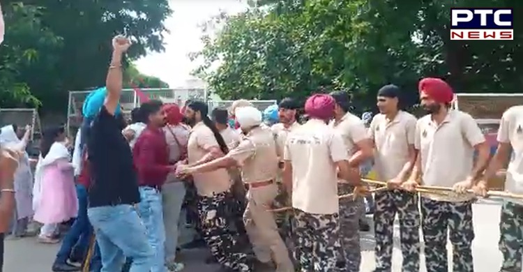 Patiala: Protesting teachers lathicharged, detained