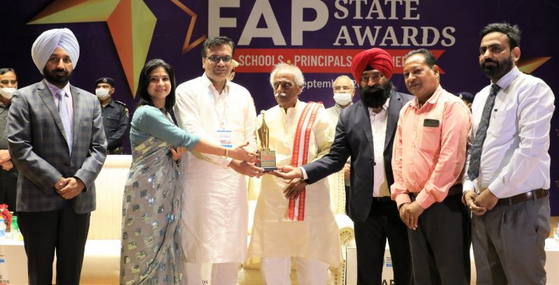 FAP State Awards 2021:  ਹਰਿਆਣਾ ਦੇ ਰਾਜਪਾਲ ਨੇ ਸੂਬੇ ਦੇ ਸਰਬੋਤਮ ਪ੍ਰਾਈਵੇਟ ਸਕੂਲਾਂ ਦਾ ਕੀਤਾ ਸਨਮਾਨ