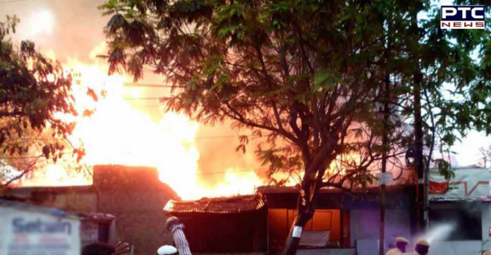 Delhi: Four members of family killed in fire, probe underway Delhi: Four members of family killed in fire, probe underway