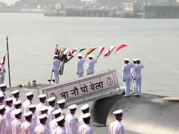Capture INS Vela Scorpeneclass submarine Indian Navy आईएनएस वेला स्कॉर्पीन क्लास सबमरीन एडमिरल करमबीर सिंह लांबा भारतीय नौसेना