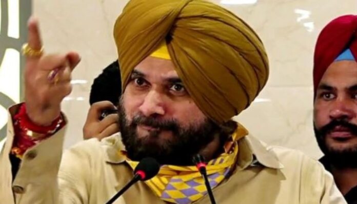 navjot singh sidhu Navjot Singh Sidhu hunger strike punjab government charanjit singh channi चरणजीत सिंह चन्नी नवजोत सिंह सिद्धू