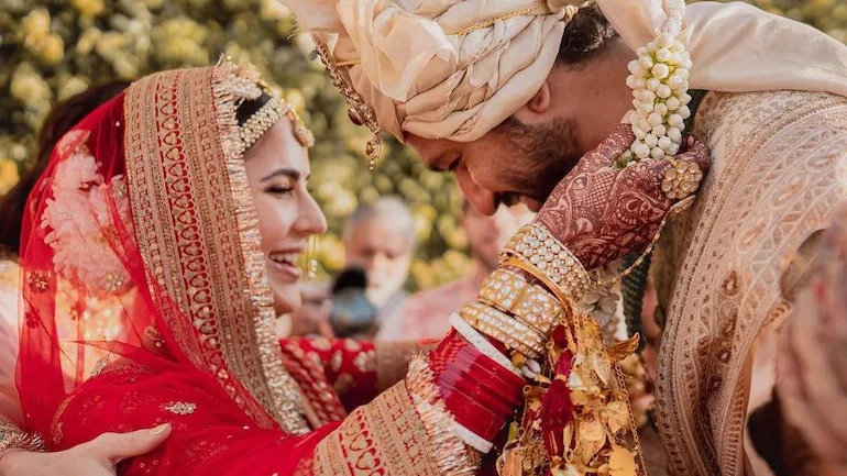 It's official. Katrina Kaif, Vicky Kaushal are now husband, wife