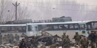 Terrorist Pulwama attack jammu and kashmir कश्मीर में एनकाउंटर पुलवामा हमला जम्मू एंड कश्मीर