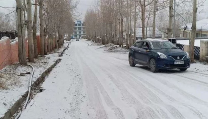 snowfall in himachal cold wave Haryana Punjab बर्फबारी हिमाचल में बर्फबारी हरियाणा पंजाब