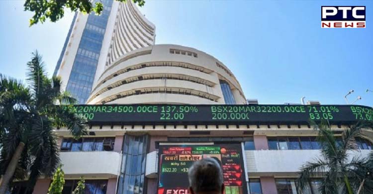 Sensex, Nifty open in green