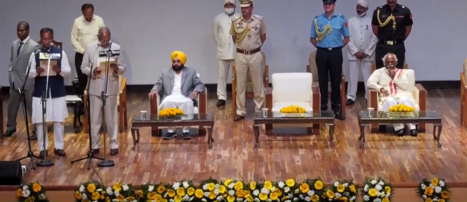 पंजाब कैबिनेट मंत्रियों का शपथ ग्रहण समारोह, इन विधायकों ने ली मंत्री पद की शपथ