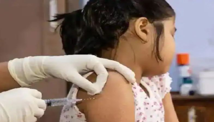 16 year old girl allegedly dies after taking second dose of corona vaccine \