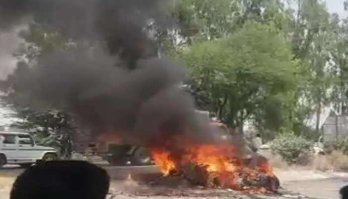 car fire, road accident, Panipat, haryana