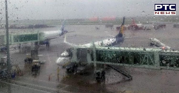 Bad weather affects flights in Delhi