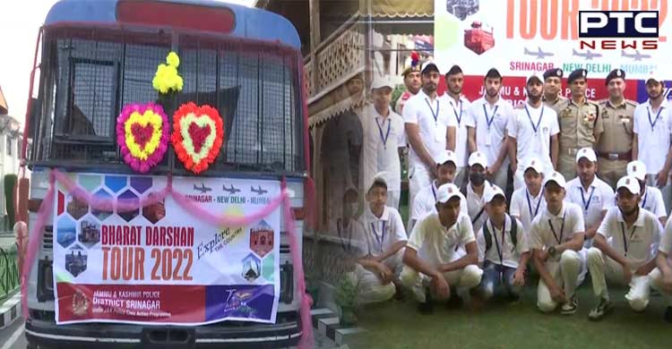 J-K Police flags off Bharat Darshan tour for students