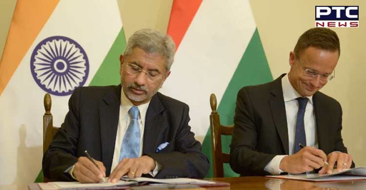 Jaishankar-holds-bilateral-talks-with-Hungary’s-FM-Peter-Szijjarto-5