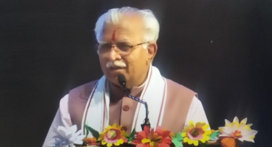 CM Manohar Lal, Rohtak, tablets distributed, haryana