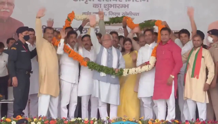 सीएम मनोहर लाल ने सोनीपत में किया अमृत सरोवर मिशन का शुभारंभ, तलाबों का होगा जीर्णोद्धार