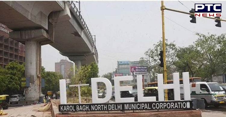 Netizens react to stolen heart from 'I Love Delhi' sign