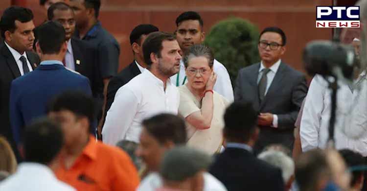 Rahul-Gandhi-being-questioned-in-money-laundering-case-3