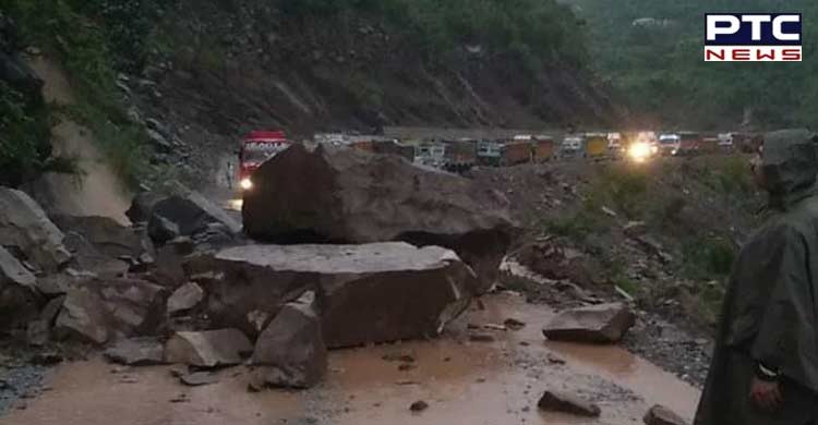 Landslides block traffic on Jammu-Srinagar NH; commuters harassed
