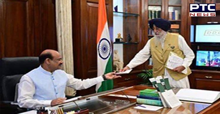 Simranjit Singh Mann takes oath as Sangrur MP, seen without his trademark kirpan this time