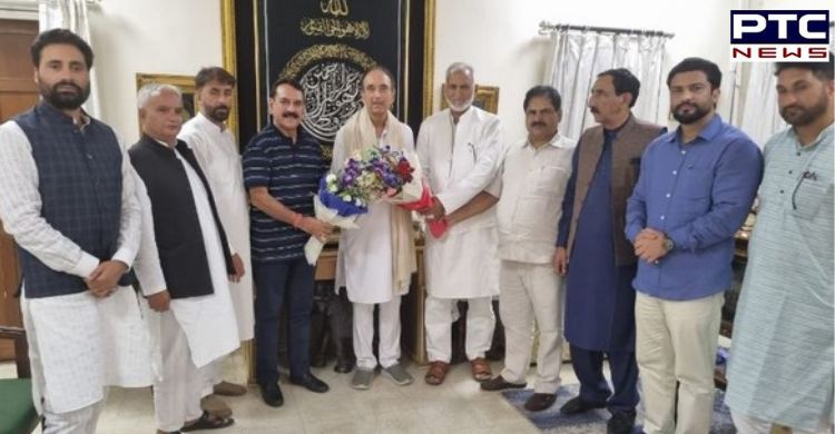 Big jolt to Congress: 64 leaders resign as Ghulam Nabi Azad set to launch party