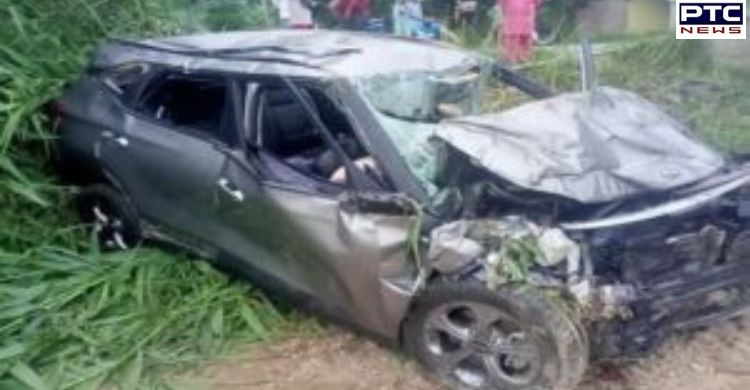 Car overturns after ramming into pole in Himachal’s Una, 5 dead
