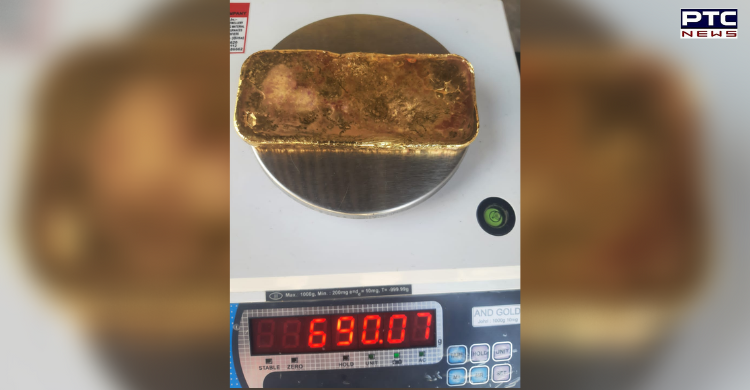 Dubai returnee held with Rs 36L gold paste at Amritsar airport
