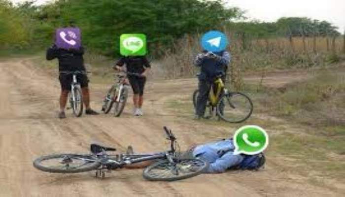 WhatsApp down: भारत में व्हाट्सएप डाउन, मैसेज सेंड-रिसीव नहीं कर पा रहे यूजर्स...ट्विटर पर बने मीम्स