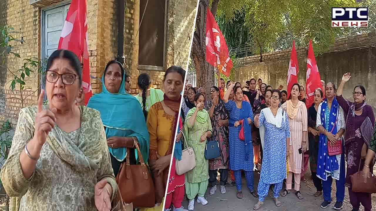 ਕਲਰਕ ਦੀ ਧੱਕੇਸ਼ਾਹੀ ਵਿਰੁੱਧ ਕੀਤੀ ਆਂਗਨਵਾੜੀ ਮੁਲਾਜ਼ਮਾਂ ਵੱਲੋਂ ਨਾਅਰੇਬਾਜ਼ੀ