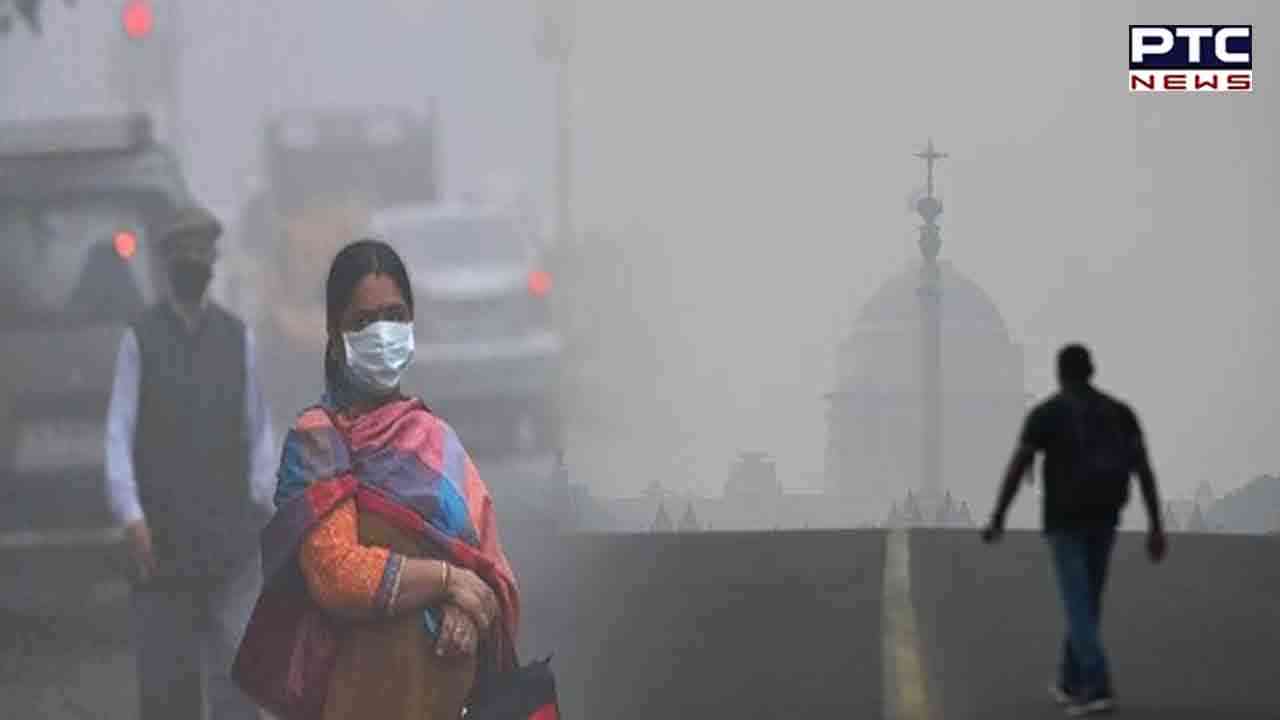Thick layer of smog engulfs Delhi, AQI remains in 'very poor' category
