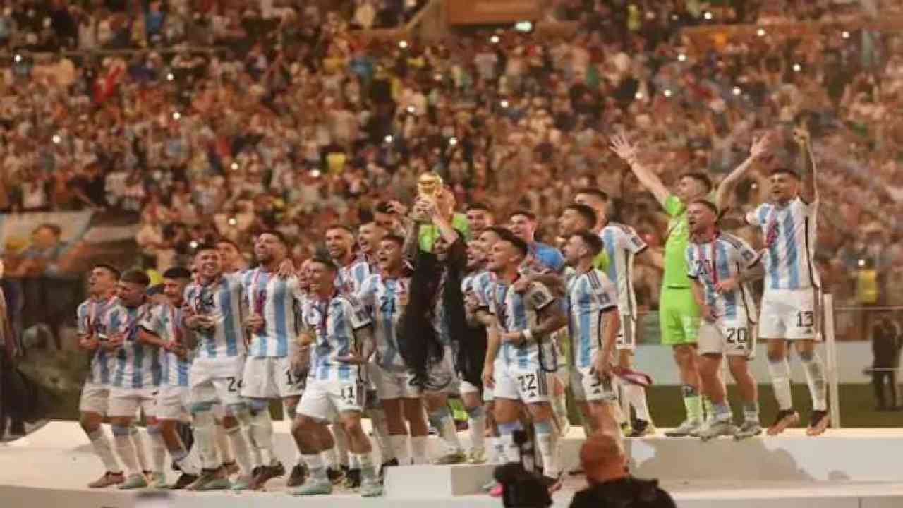 FIFA World Cup 2022 Prize Money: अर्जेंटीना-फ्रांस की टीम हुई मालामाल, सबसे नीचे रहने वाली टीम को भी मिले करोड़ों रुपये