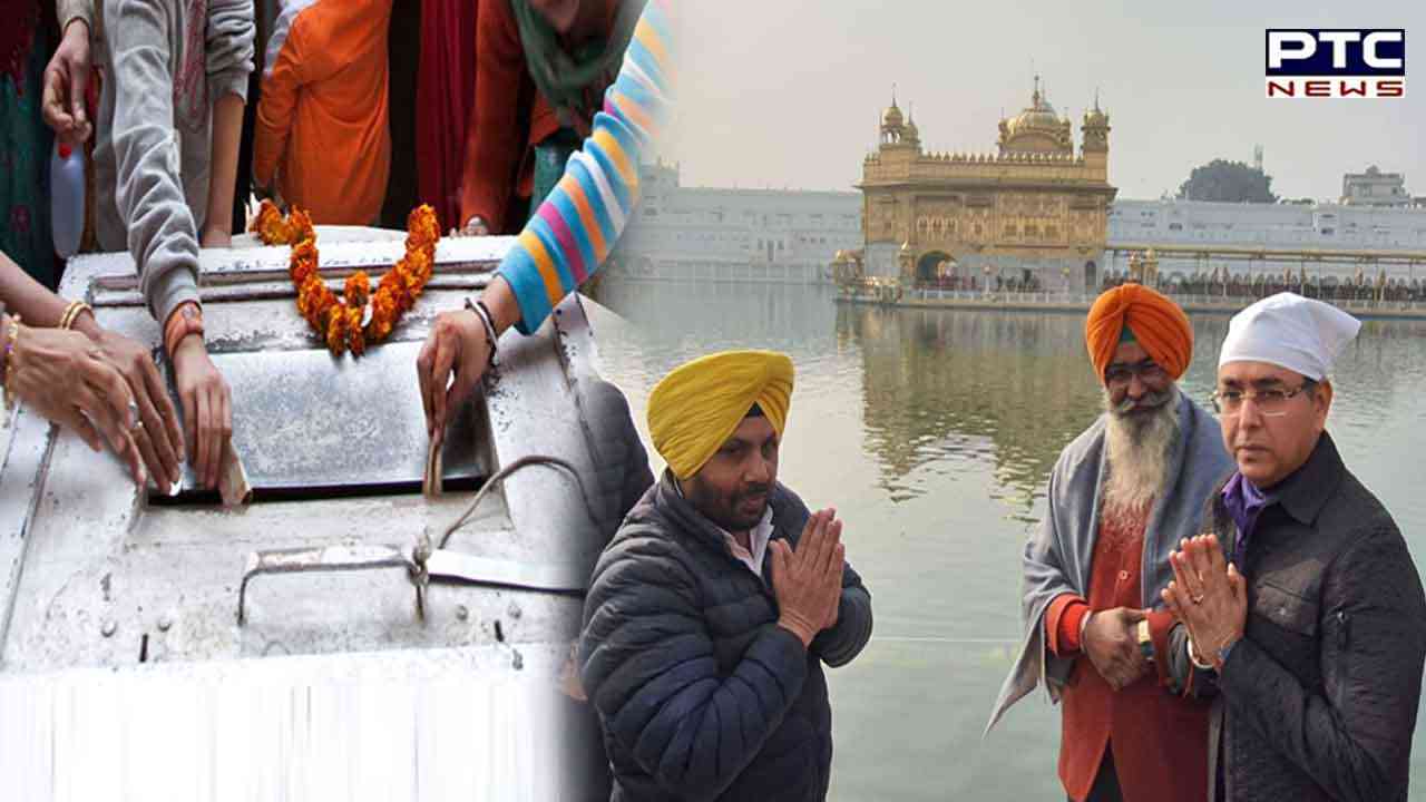 Punjab Cabinet minister Aman Arora pays obeisance at Golden Temple in Amritsar