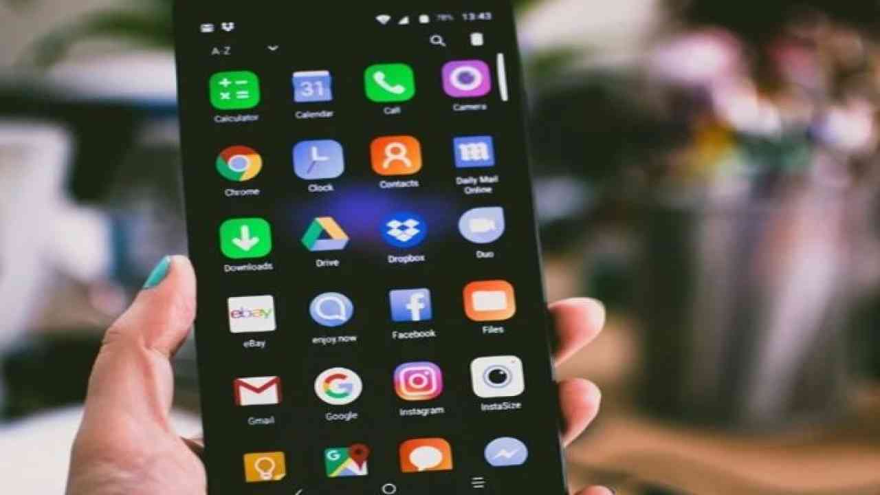 चीन पर फिर 'डिजिटल स्ट्राइक', 200 से ज्यादा चाइनीज एप पर लगाया प्रतिबंध
