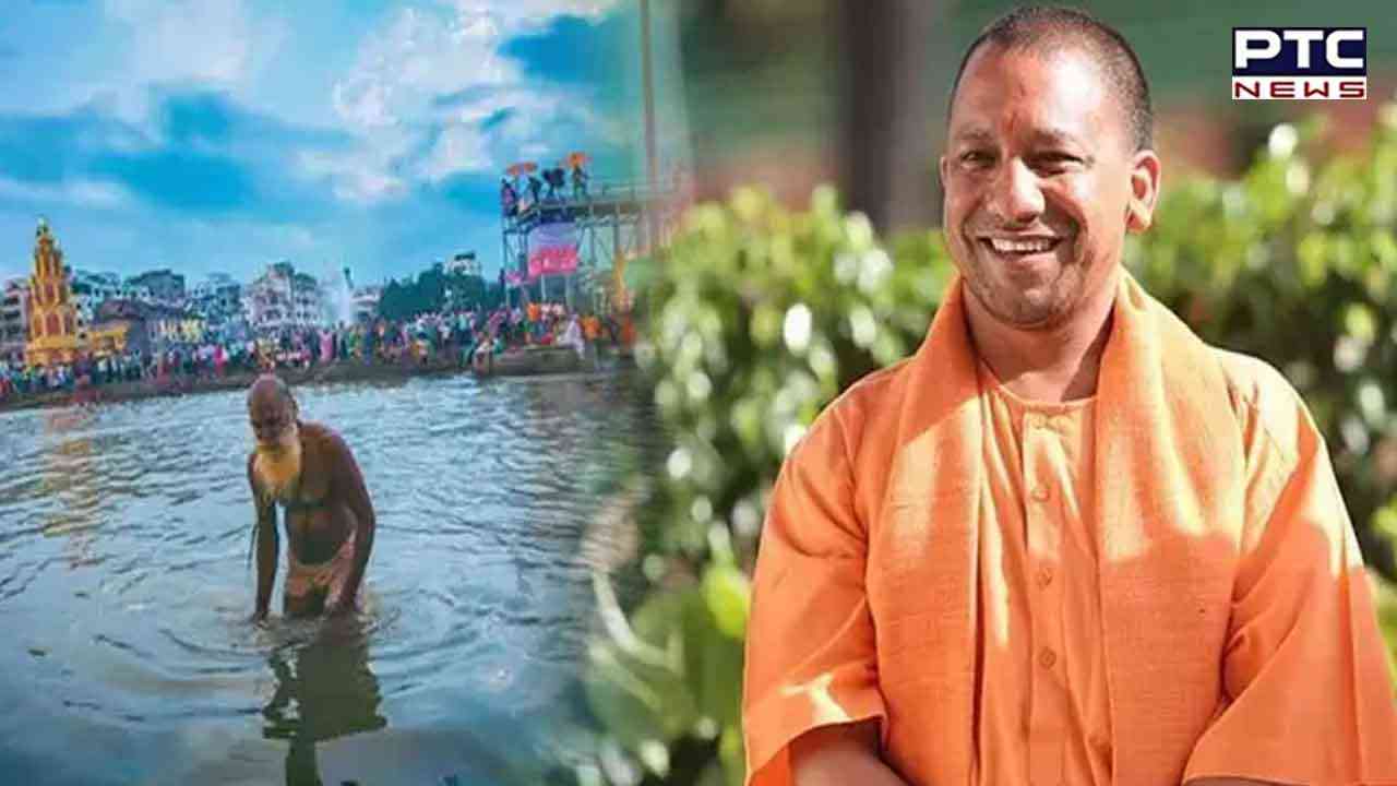 Devotees take holy dip in river Ganga on occasion of 'Magh Purnima'