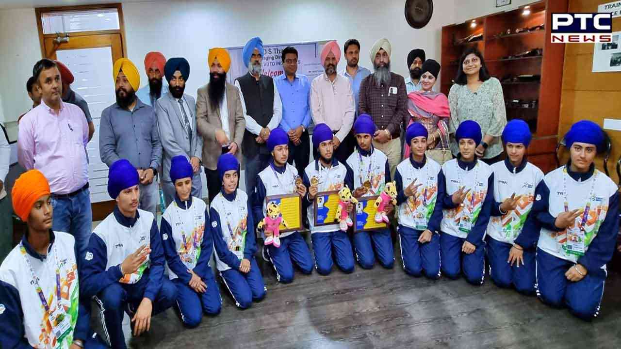 ਖੇਲੋ ਇੰਡੀਆ ਯੂਥ ਗੇਮਜ਼ ਵਿੱਚ ਪੰਜਾਬ ਦਾ ਨਾਮ ਰੋਸ਼ਨ ਕਰਨ ਵਾਲੇ ਜੇਤੂ ਗਤਕਾ ਖਿਡਾਰੀਆਂ ਨੂੰ ਕੀਤਾ ਸਨਮਾਨਿਤ