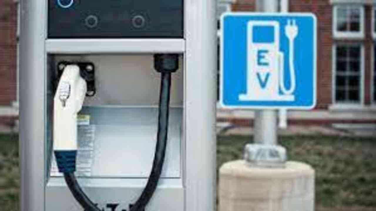 कांगड़ा में इलेक्ट्रिक वाहनों के लिए बनेंगे 28 चार्जिंग प्वाइंट