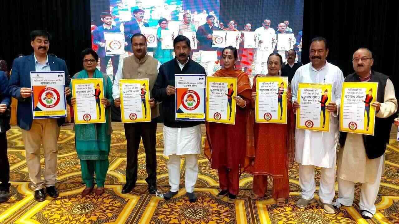 महिला दिवस  : डिप्टी सीएम ने  महिला उद्द्यमियों  को किया सम्मानित, माताओं को तीर्थ यात्रा भेजने का वादा