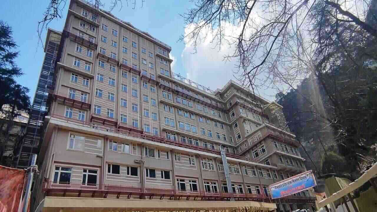 हिमाचल के सबसे बड़े अस्पताल IGMC को मिला 13 मंजिला  OPD , मुख्यमंत्री ने किया उदघाटन