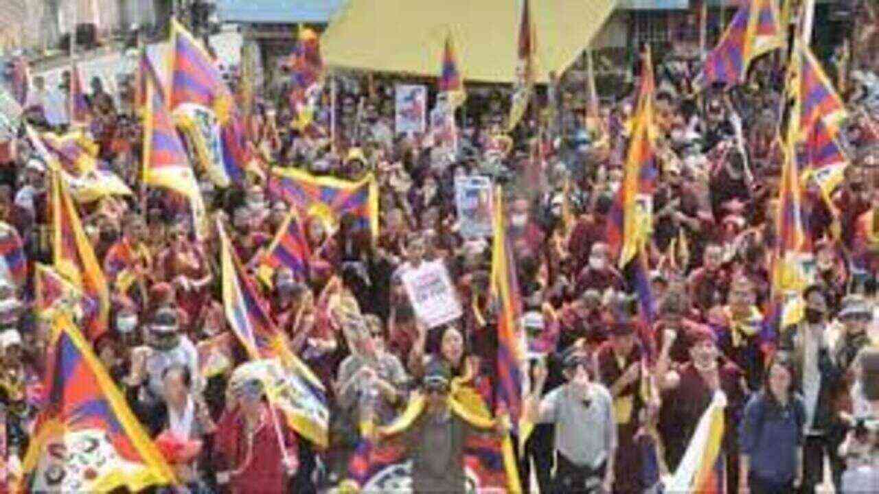 तिब्बत की आजादी के लिए शान्ति मार्च, लगाए चीन के खिलाफ नारे