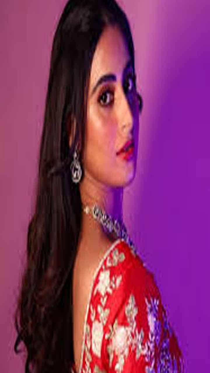 Aishwarya Sharma ਨੂੰ ਪਾਕਿ ਫ਼ੈਨਜ ਤੋਂ ਮਿਲ ਰਹੀਆਂ ਅਨਫਾਲੋ ਕਰਨ ਦੀਆਂ ਧਮਕੀ, ਅਦਾਕਾਰਾ ਨੇ ਦਿੱਤਾ ਜਵਾਬ