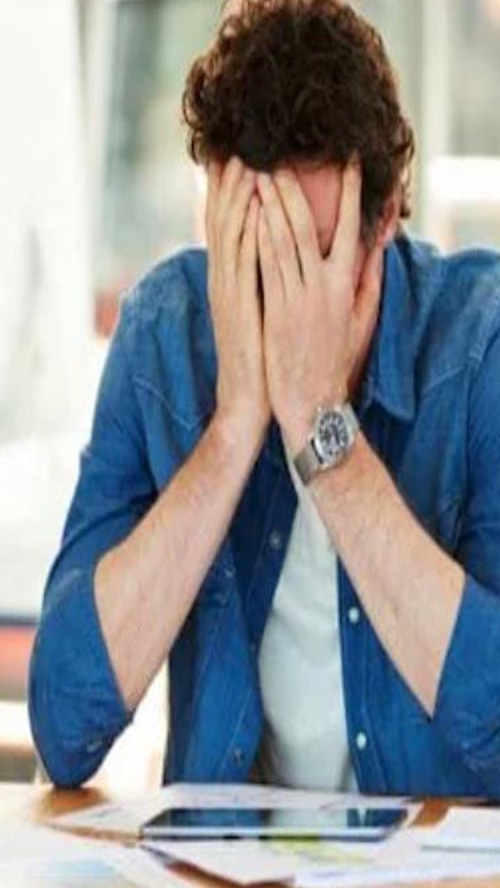 ਲਗਾਤਾਰ ਥਕਾਵਟ ਅਤੇ ਨੀਂਦ ਨਾ ਆਉਣਾ ਕਿਸ ਵਿਟਾਮਿਨ ਦੀ ਕਮੀ ਦੇ ਲੱਛਣ ਹਨ ?